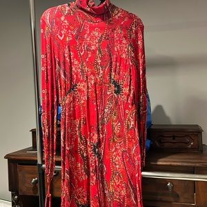 Free people dress. Cute back and sleeve detail